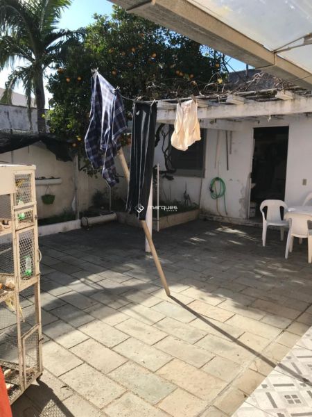 Casa com 2 quartos, 3 banheiros e 227m² à venda no bairro Fragata, Pelotas