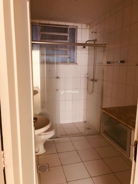 Apartamento com 3 quartos, 2 banheiros e 143m² à venda no bairro Centro, Pelotas