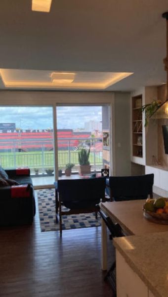 Apartamento com 2 quartos, 2 banheiros e 90m² à venda no bairro Centro, Pelotas