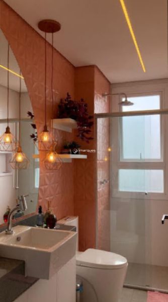 Apartamento com 2 quartos, 2 banheiros e 90m² à venda no bairro Centro, Pelotas