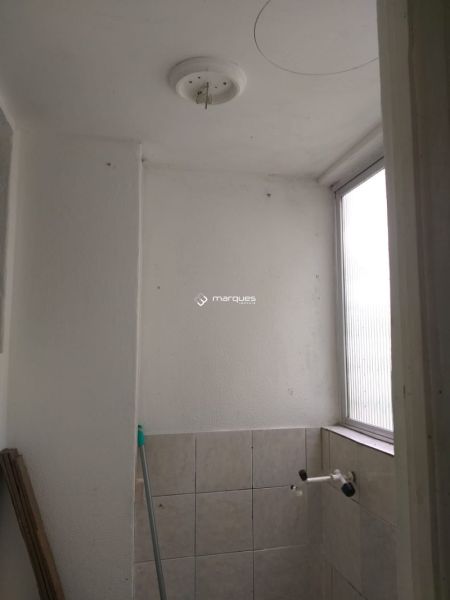 Apartamento com 2 quartos, 1 banheiro e 60m² à venda no bairro Três Vendas, Pelotas