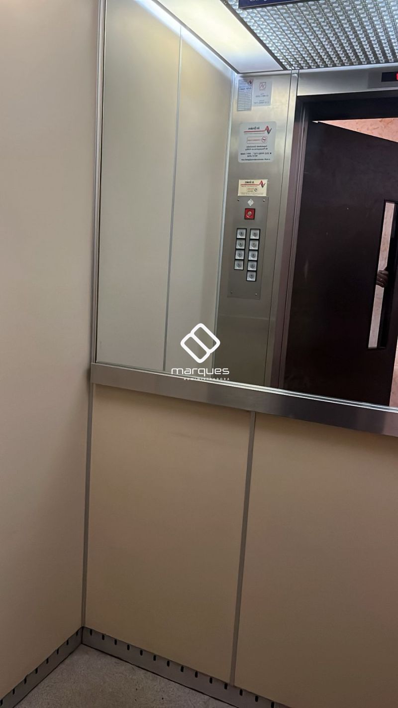 Apartamento com 1 quarto, 1 banheiro e 74m² para alugar no bairro Centro, Pelotas