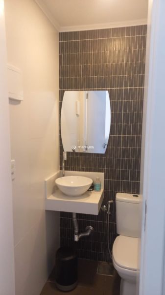 Sobrado com 3 quartos, 3 banheiros e 113m² à venda no bairro Laranjal, Pelotas