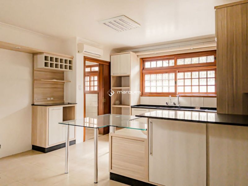 Casa com 3 quartos, 3 banheiros e 284m² à venda no bairro Balneário Santo Antônio, Pelotas