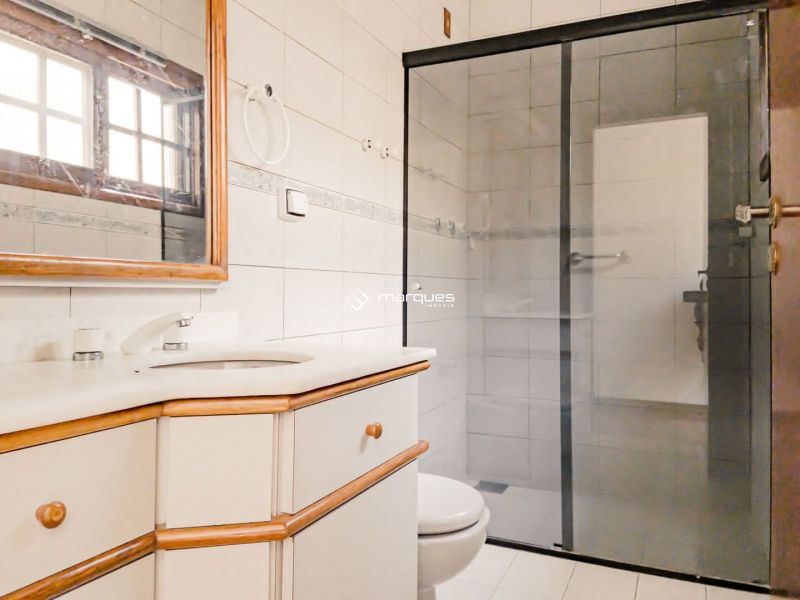 Casa com 3 quartos, 3 banheiros e 284m² à venda no bairro Balneário Santo Antônio, Pelotas