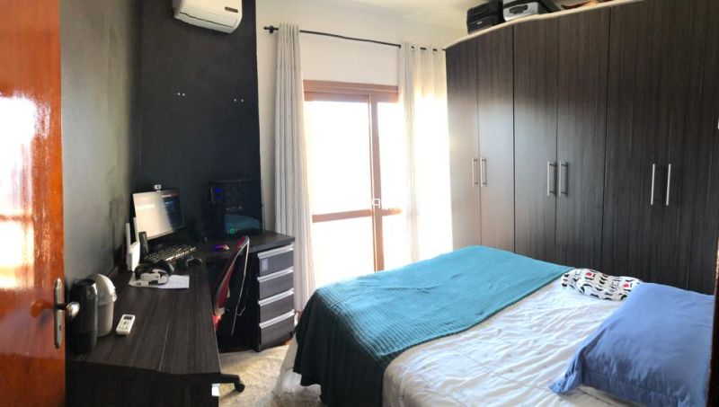 Apartamento com 3 quartos, 2 banheiros e 88m² à venda no bairro Três Vendas, Pelotas