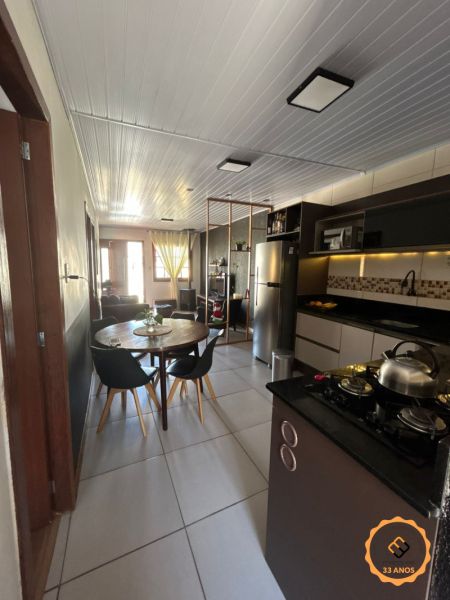 Casa com 3 quartos, 2 banheiros e 90m² à venda no bairro Areal, Pelotas