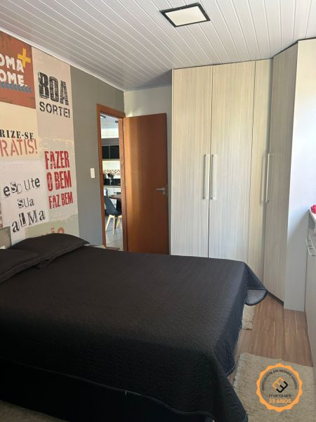 Casa com 3 quartos, 2 banheiros e 90m² à venda no bairro Areal, Pelotas
