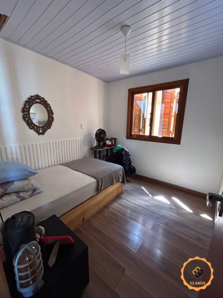 Casa com 3 quartos, 2 banheiros e 90m² à venda no bairro Areal, Pelotas