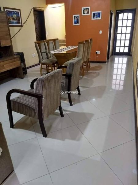 Casa com 2 quartos, 2 banheiros e 89m² à venda no bairro Fragata, Pelotas