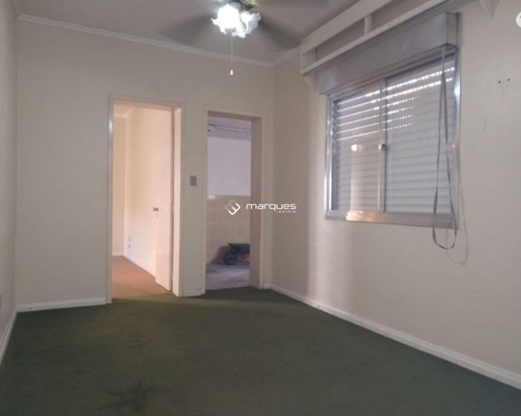 Casa com 2 quartos, 2 banheiros e 108m² à venda no bairro Fragata, Pelotas