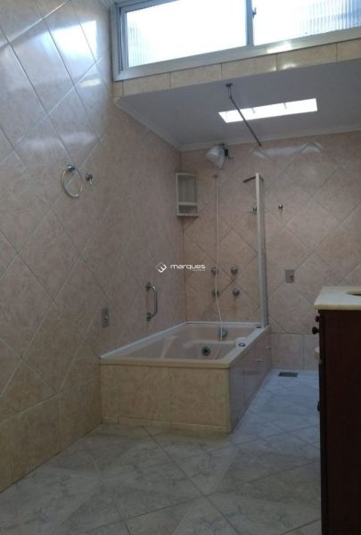 Casa com 2 quartos, 2 banheiros e 108m² à venda no bairro Fragata, Pelotas