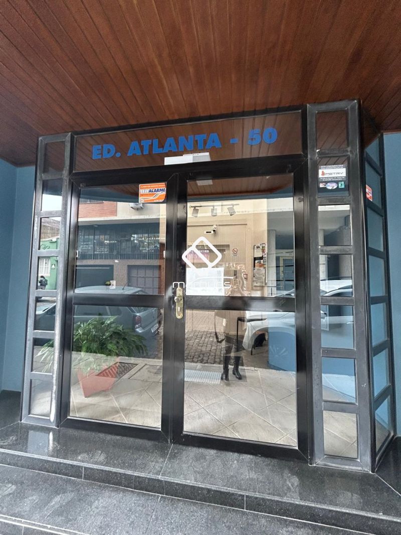 Apartamento com 1 quarto, 1 banheiro e 54m² para alugar no bairro Centro, Pelotas