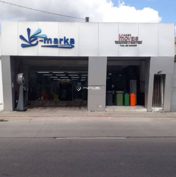 Prédio Comercial com 2 quartos, 2 banheiros e 749m² à venda no bairro Centro, Pelotas