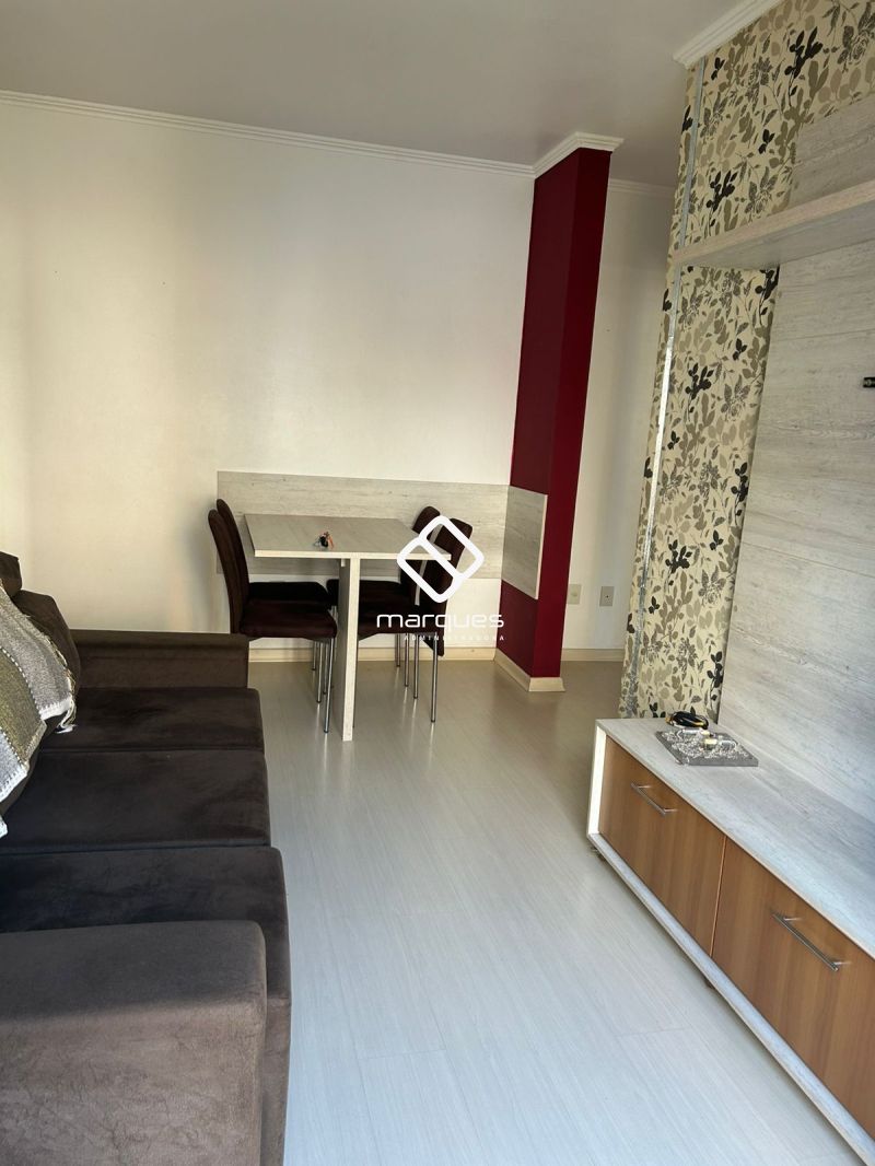 Apartamento com 1 quarto, 1 banheiro e 58m² para alugar no bairro Centro, Pelotas