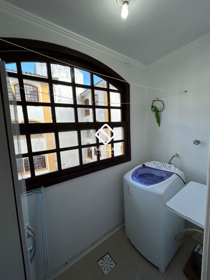 Apartamento com 1 quarto, 1 banheiro e 58m² para alugar no bairro Centro, Pelotas
