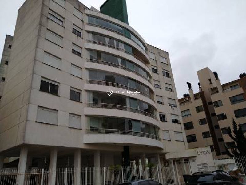 Apartamento com 2 quartos, 2 banheiros e 75m² à venda no bairro Três Vendas, Pelotas