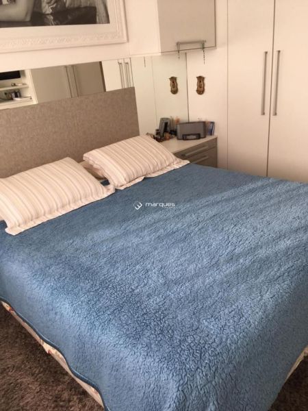 Apartamento com 2 quartos, 2 banheiros e 75m² à venda no bairro Três Vendas, Pelotas