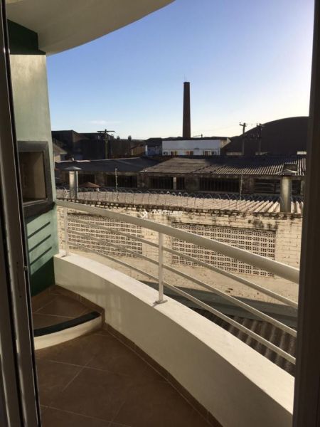 Apartamento com 2 quartos, 2 banheiros e 75m² à venda no bairro Três Vendas, Pelotas