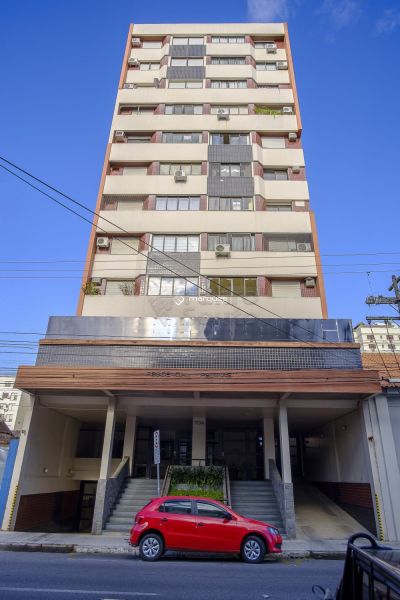 Apartamento com 1 quarto, 1 banheiro e 60m² à venda no bairro Centro, Pelotas