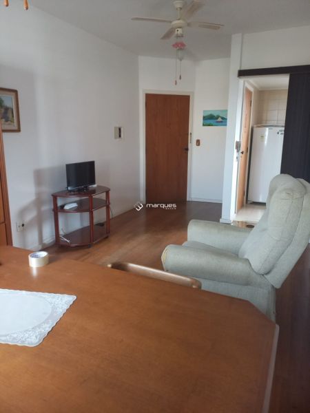 Apartamento com 1 quarto, 1 banheiro e 60m² à venda no bairro Centro, Pelotas