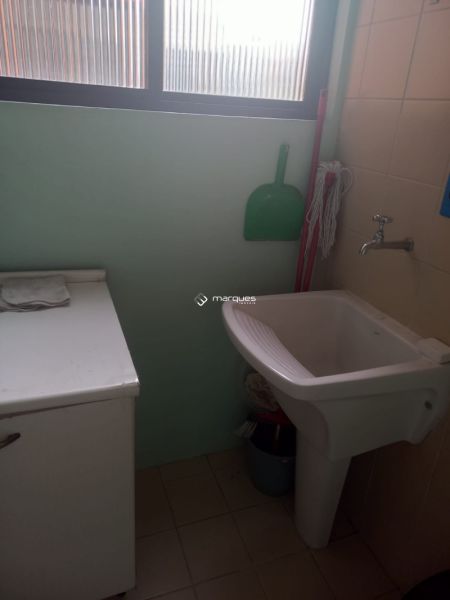 Apartamento com 1 quarto, 1 banheiro e 60m² à venda no bairro Centro, Pelotas