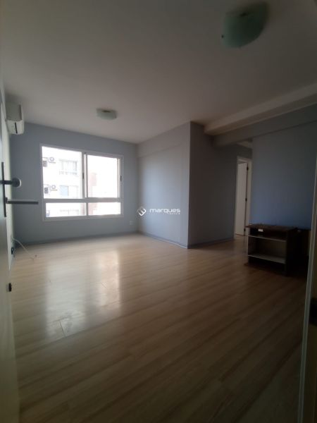 Apartamento com 3 quartos, 1 banheiro e 64m² à venda no bairro Areal, Pelotas