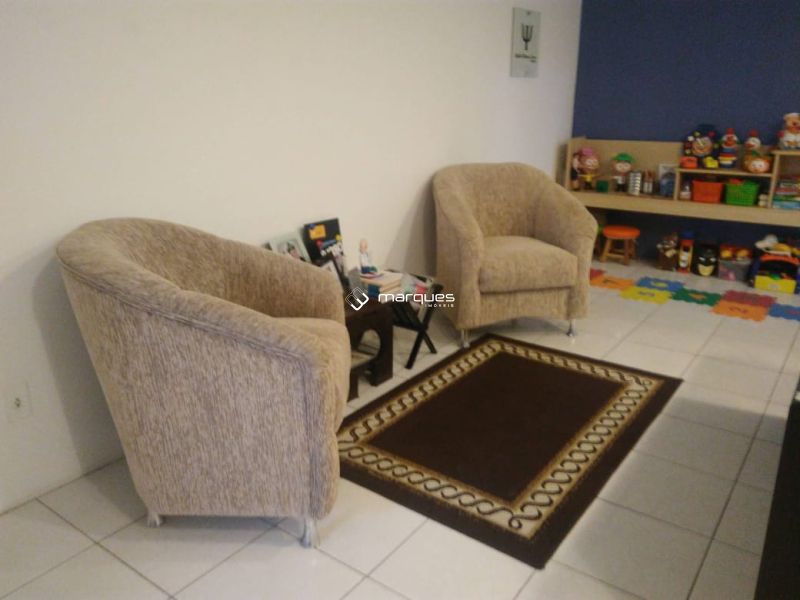Sala com 1 banheiro e 35m² à venda no bairro Centro, Pelotas