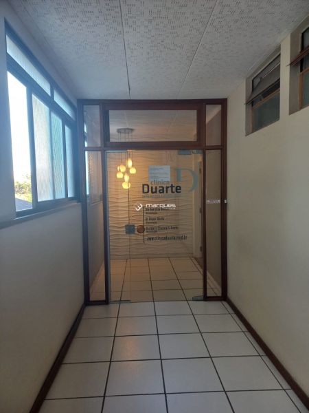 Sala com 1 banheiro e 64m² à venda no bairro Centro, Pelotas