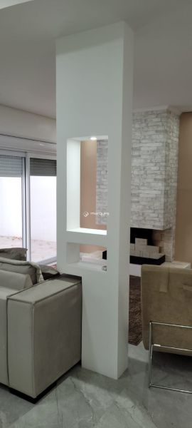Casa com 2 quartos, 3 banheiros e 220m² à venda no bairro Laranjal, Pelotas