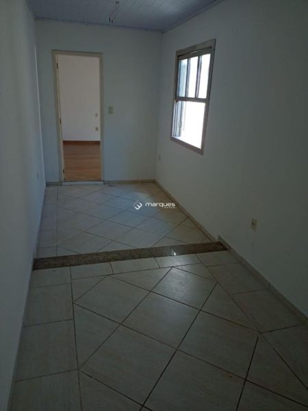 Casa com 2 quartos, 2 banheiros e 117m² à venda no bairro Centro, Pelotas