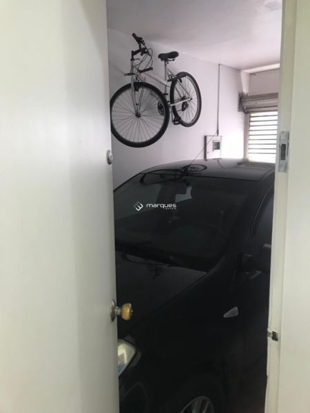 Casa com 3 quartos, 2 banheiros e 289m² à venda no bairro Centro, Pelotas