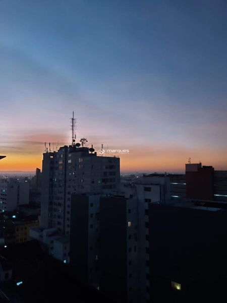 Sala com 35m² à venda no bairro Centro, Pelotas