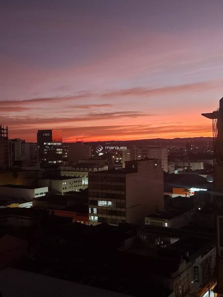 Sala com 35m² à venda no bairro Centro, Pelotas