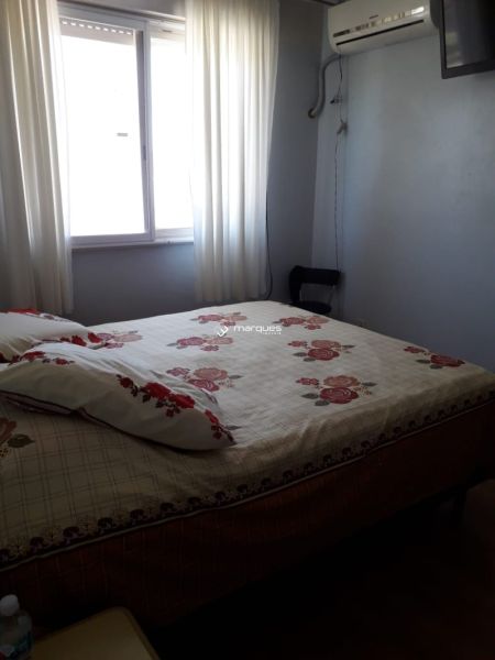 Apartamento com 3 quartos, 1 banheiro e 72m² à venda no bairro Fragata, Pelotas