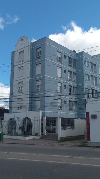 Apartamento com 3 quartos, 3 banheiros e 105m² à venda no bairro Centro, Pelotas