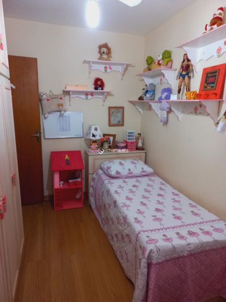 Apartamento com 3 quartos, 3 banheiros e 105m² à venda no bairro Centro, Pelotas