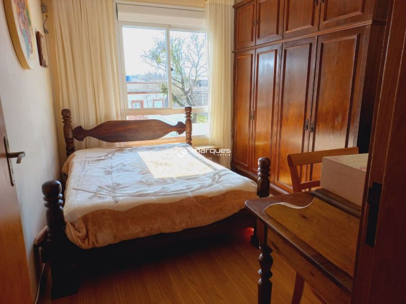 Apartamento com 3 quartos, 3 banheiros e 105m² à venda no bairro Centro, Pelotas