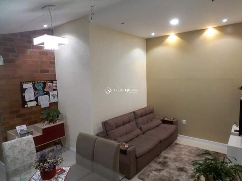 Apartamento com 3 quartos, 1 banheiro e 80m² à venda no bairro Areal, Pelotas