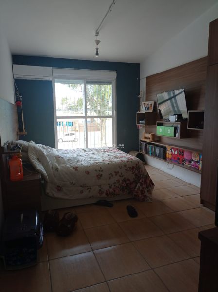 Casa com 2 quartos, 2 banheiros e 150m² à venda no bairro Areal, Pelotas