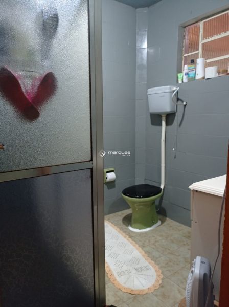 Casa com 2 quartos, 2 banheiros e 150m² à venda no bairro Areal, Pelotas