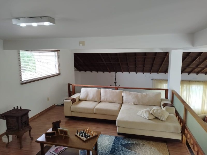 Casa com 3 quartos, 6 banheiros e 500m² à venda no bairro Marina Ilha Verde, Pelotas