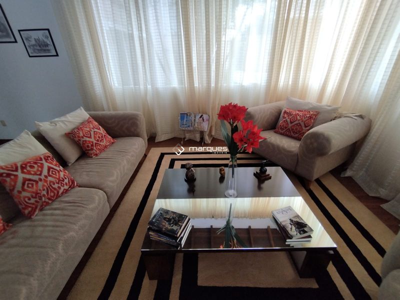 Casa com 3 quartos, 6 banheiros e 500m² à venda no bairro Marina Ilha Verde, Pelotas