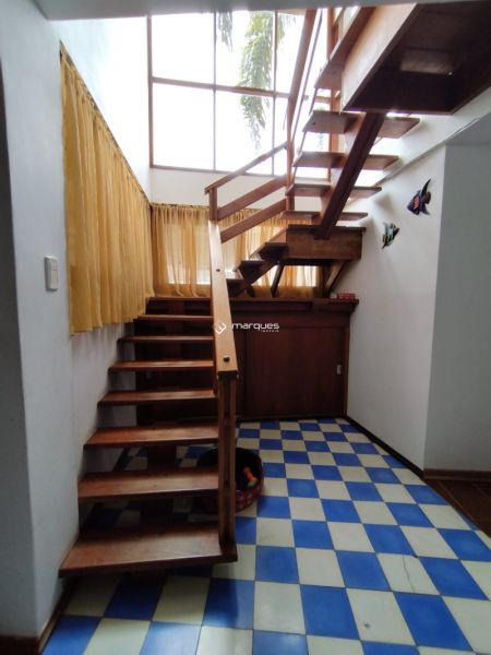 Casa com 3 quartos, 6 banheiros e 500m² à venda no bairro Marina Ilha Verde, Pelotas