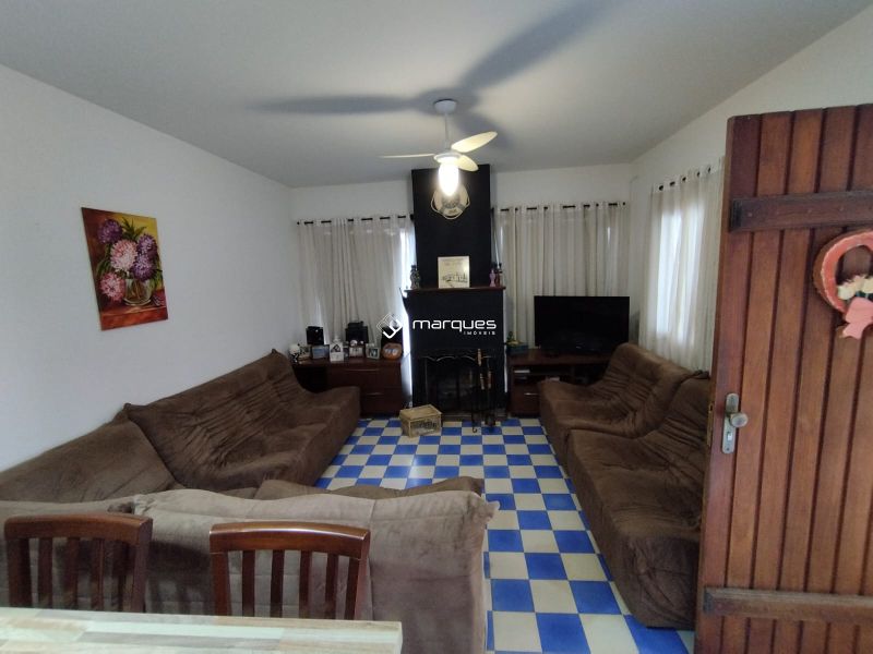 Casa com 3 quartos, 6 banheiros e 500m² à venda no bairro Marina Ilha Verde, Pelotas