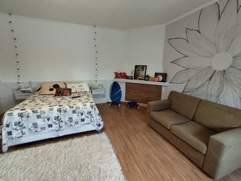 Casa com 3 quartos, 6 banheiros e 500m² à venda no bairro Marina Ilha Verde, Pelotas