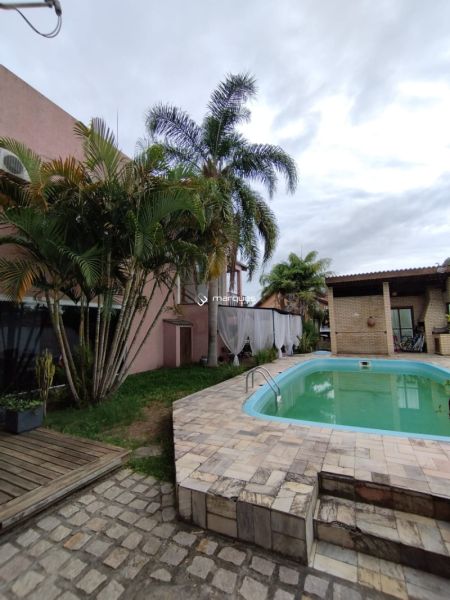 Casa com 3 quartos, 6 banheiros e 500m² à venda no bairro Marina Ilha Verde, Pelotas
