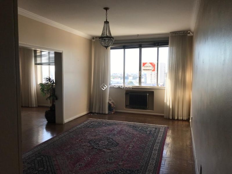 Apartamento com 3 quartos, 2 banheiros e 183m² à venda no bairro Centro, Pelotas