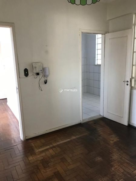 Apartamento com 3 quartos, 2 banheiros e 183m² à venda no bairro Centro, Pelotas