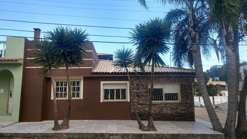 Sobrado com 2 quartos, 1 banheiro e 147m² à venda no bairro Areal, Pelotas